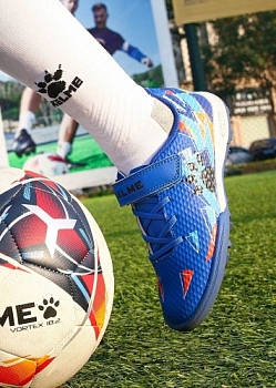 Детские шиповки KELME Children's football shoes (TF)