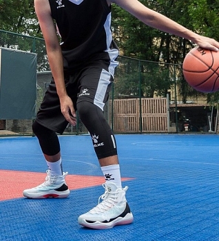 Тайтсы KELME Basketball cropped pants