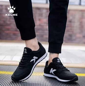 Кроссовки Kelme sports shoes